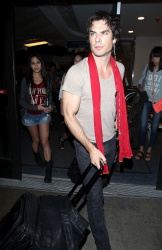 Ian Somerhalder - Spotted at LAX Airport in Los Angeles (July 24, 2014) - 24xHQ 1zwKKEcf