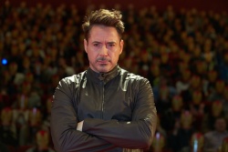 Robert Downey Jr. - "Iron Man 3" convention (Moscow, April 9, 2013) - 23xHQ 4gNdbhvD