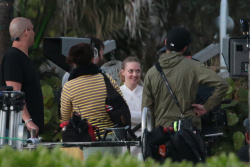 Amanda Seyfried - On the set of a photoshoot in Miami - February 14, 2015 (111xHQ) 6bgdQz14