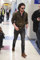 Kit Harington - Arriving at JFK Airport in New York City - April 5, 2015 - 7xHQ 6yRnsmlf