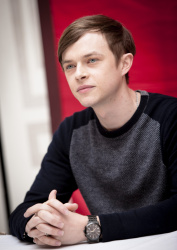 Dane DeHaan - "The Place Beyond The Pines" press conference portraits by Armando Gallo (New York, March 10, 2013) - 16xHQ 77pvpvtV