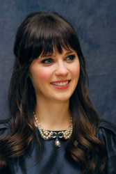 Zooey Deschanel - Yes Man press conference portraits by Vera Anderson (Beverly Hills, December 4, 2008) - 23xHQ 7NVMM3xb