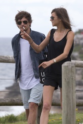 Louis Tomlinson and Eleanor Calder - at Bondi Beach in Sydney, February, 2015 - 10xHQ 7XdZ7R5A