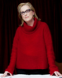 Meryl Streep - Meryl Streep - "The Iron Lady" press conference portraits by Armando Gallo (New York, December 5, 2011) - 23xHQ 7tEvH0E6