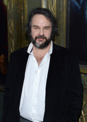 Peter Jackson - 'The Hobbit An Unexpected Journey' New York Premiere benefiting AFI at Ziegfeld Theater in New York - December 6, 2012 - 18xHQ 8BexTED9