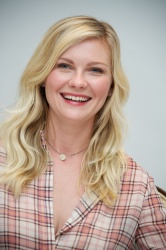 Kirsten Dunst - Bachelorette press conference portraits by Vera Anderson (Los Angeles, August 23, 2012) - 16xHQ 8PegFHzw