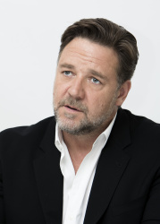 Russell Crowe - Russell Crowe - "Noah" press conference portraits by Armando Gallo (Beverly Hills, March 24, 2014) - 19xHQ 8UFXRIHS