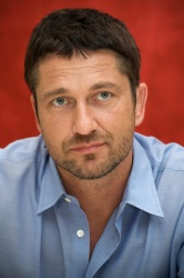 Gerard Butler - 'Law Abiding Citizen' Press Conference Portraits by Vera Anderson - October 6, 2009 - 11xHQ AUvRnFvk