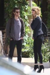 Andrew Garfield and Laura Dern - talk while waiting for their car in Beverly Hills on June 1, 2015 - 18xHQ CYdv1euS