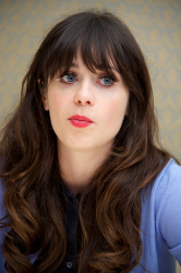 Zooey Deschanel - New Girl press conference portraits by Vera Anderson (Los Angeles, October 10, 2012) - 13xHQ Kzd6ZFWy