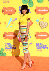 Zendaya - 28th Annual Kids' Choice Awards, Inglewood, 28 марта 2015 (151xHQ) LyDXFCOb