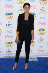 Selena Gomez - At the FOX's 2014 Teen Choice Awards, August 10, 2014 - 393xHQ NcFpK6oH
