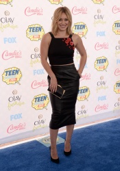 Hilary Duff - At the FOX's 2014 Teen Choice Awards in Los Angeles, August 10, 2014 - 158xHQ NwdqJB5V