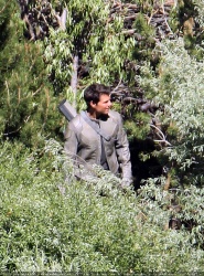 Tom Cruise - on the set of 'Oblivion' in June Lake, California - July 10, 2012 - 15xHQ ODTT8sQB