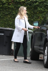 Ali Larter - Leaving The Walther School in West Hollywood - February 20, 2015 (25xHQ) OztIsslq