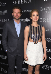 Jennifer Lawrence и Bradley Cooper - Attends a screening of 'Serena' hosted by Magnolia Pictures and The Cinema Society with Dior Beauty, Нью-Йорк, 21 марта 2015 (449xHQ) PmsxsgoD