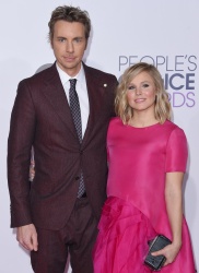 Kristen Bell - The 41st Annual People's Choice Awards in LA - January 7, 2015 - 262xHQ QPATiuvZ