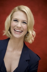 January Jones - "Unknow" press conference portraits by Vera Anderson (Beverly Hills, February 6, 2011) - 14xHQ QpsQGDcJ