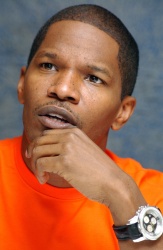 Jamie Foxx - Ray press conference portraits by Vera Anderson (New York, October 1, 2004) - 8xHQ R6xe7r79