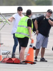 Harry Styles, Niall Horan and Liam Payne - Arriving in Brisbane, Australia - February 11, 2015 - 17xHQ UKRbT6W0