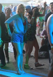 Nina Dobrev - at Coachella Festival in Indio - April 18, 2015 - 28xHQ UV8cR9Zz