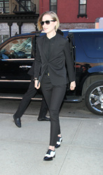 Evan Rachel Wood - Evan Rachel Wood - seen out in Tribeca in New York, 17 января 2015 (25xHQ) We8aCE5w