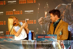 Gwyneth Paltrow & Robert Downey Jr. - “Iron Man 3″ press conference at Hotel Bayerischer Hof in Munich, Germany (April 12, 2013) - 4xHQ WhECUPpx