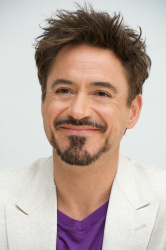 Robert Downey Jr. - The Soloist press conference portraits by Vera Anderson (Beverly Hills, April 3, 2009) - 20xHQ Xns826GL