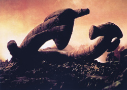 Ian Holm, Sigourney Weaver - постеры и промо стиль к фильму "Alien (Чужой)", 1979 (70хHQ) Y6xQTyMU