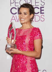 Lea Michele - 2013 People's Choice Awards at the Nokia Theatre in Los Angeles, California - January 9, 2013 - 339xHQ Z8o2qkFL