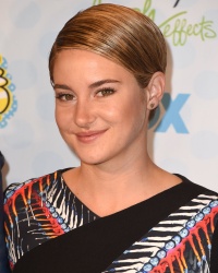 Shailene Woodley - 2014 Teen Choice Awards, Los Angeles August 10, 2014 - 363xHQ ZU5MuVsX