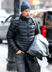 Josh Duhamel - Josh Duhamel - is spotted out and about in New York City, New York - February 24, 2015 - 26xHQ Ba14wXCb