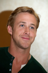 Ryan Gosling - Ryan Gosling - Drive press conference portraits by Vera Anderson (Los Angeles, September 26, 2011) - 10xHQ BjVShHp7