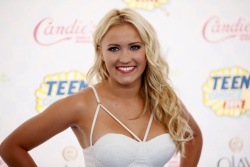Emily Osment - FOX's 2014 Teen Choice Awards at The Shrine Auditorium on August 10, 2014 in Los Angeles, California - 105xHQ CFaZfgkd