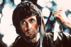 Sylvester Stallone - Промо стиль и постер к фильму "Rambo: First Blood (Рэмбо: Первая кровь)", 1982 (27хHQ) DWdEfkis