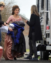 Kate Beckinsale - Set of 'Love and Friendship' in Dublin, Ireland - February 19, 2015 (13xHQ) Dh6Cxouf