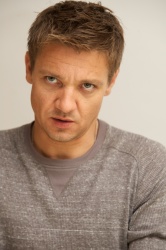 Jeremy Renner - Marvel's The Avengers press conference portraits by Vera Anderson (Los Angeles, April 13, 2012) - 4xHQ FQmZ3VWh