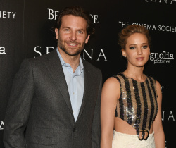 Jennifer Lawrence и Bradley Cooper - Attends a screening of 'Serena' hosted by Magnolia Pictures and The Cinema Society with Dior Beauty, Нью-Йорк, 21 марта 2015 (449xHQ) KGRJMMje