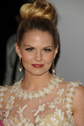 Jennifer Morrison - Jennifer Morrison & Ginnifer Goodwin - 38th People's Choice Awards held at Nokia Theatre in Los Angeles (January 11, 2012) - 244xHQ L8ZUi0Fo