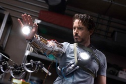 Robert Downey Jr., Jeff Bridges, Gwyneth Paltrow, Terrence Howard - промо стиль и постеры к фильму "Iron Man (Железный человек)", 2008 (113хHQ) LUVJq5jP