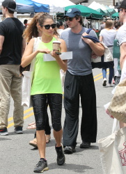 Ian Somerhalder & Nikki Reed - at the farmer's market in Sherman Oaks (July 20, 2014) - 152xHQ Ld6vZqaA