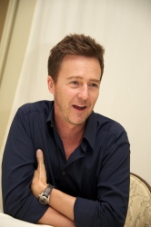 Edward Norton - The Bourne Legacy press conference portraits by Vera Anderson (Beverly Hills, July 20, 2012) - 10xHQ PYc0QPSF