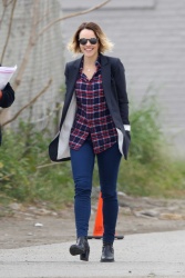 Rachel McAdams - Rachel McAdams - on the set of 'True Detective' in LA - February 27, 2015 (43xHQ) PkVfNZnE