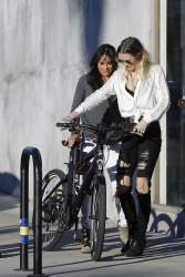 Michelle Rodriguez - Out and about in Venice, CA, 16 января 2015 (20xHQ) PpngCnt4