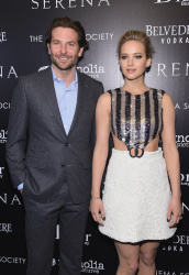 Jennifer Lawrence и Bradley Cooper - Attends a screening of 'Serena' hosted by Magnolia Pictures and The Cinema Society with Dior Beauty, Нью-Йорк, 21 марта 2015 (449xHQ) R4iZOjxX