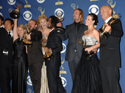 Josh Holloway - Emmy Awards, Shrine Auditorium, Los Angeles, CA Sept. 18 2005 - 15xHQ RSXak12l
