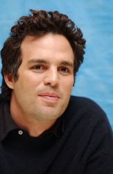 Mark Ruffalo - Eternal Sunshine of the Spotless Mind press conference portraits by Vera Anderson (Los Angeles, March 6, 2004) - 8xHQ Rh8Yp2Wb