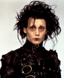 Johnny Depp, Winona Ryder - Промо + стиль и постеры к фильму "Edward Scissorhands (Эдвард руки-ножницы)", 1990 (34хHQ) SJb02rhY