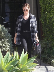 Ashley Tisdale - Leaving the The Andy Lecompte salon in West Hollywood - February 12, 2015 (20xHQ) UD3ZP1Qm