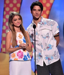 Sarah Hyland - FOX's 2014 Teen Choice Awards at The Shrine Auditorium on August 10, 2014 in Los Angeles, California - 367xHQ UzMHp0TP